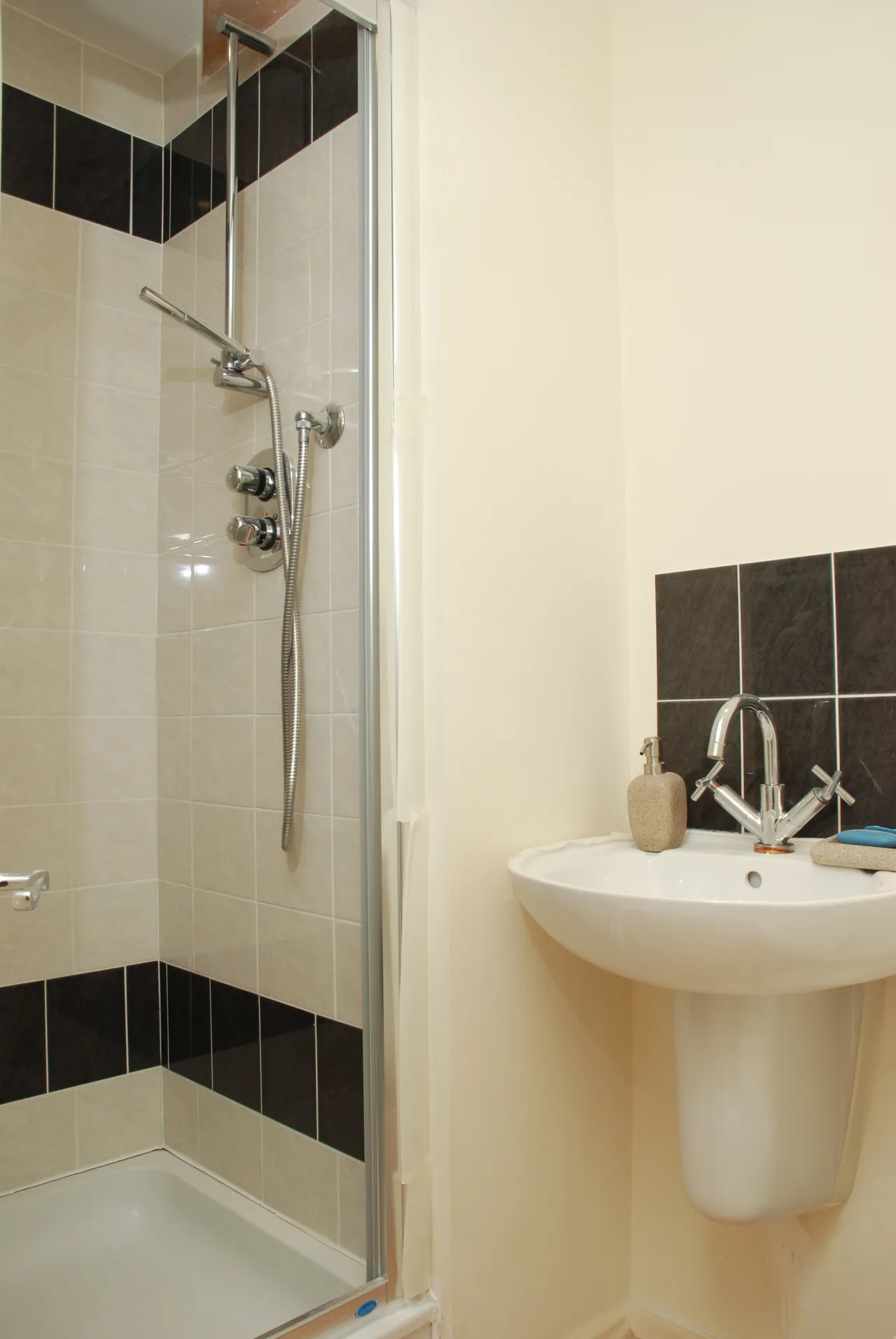 26 The Turret, 295 Rayners Lane, Harrow, photo 5