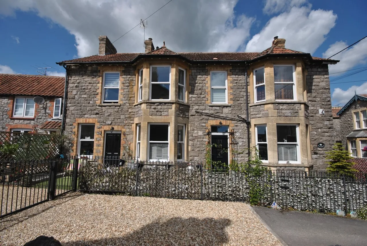 5 bed house for sale, Cliff Street, Cheddar, BS27
