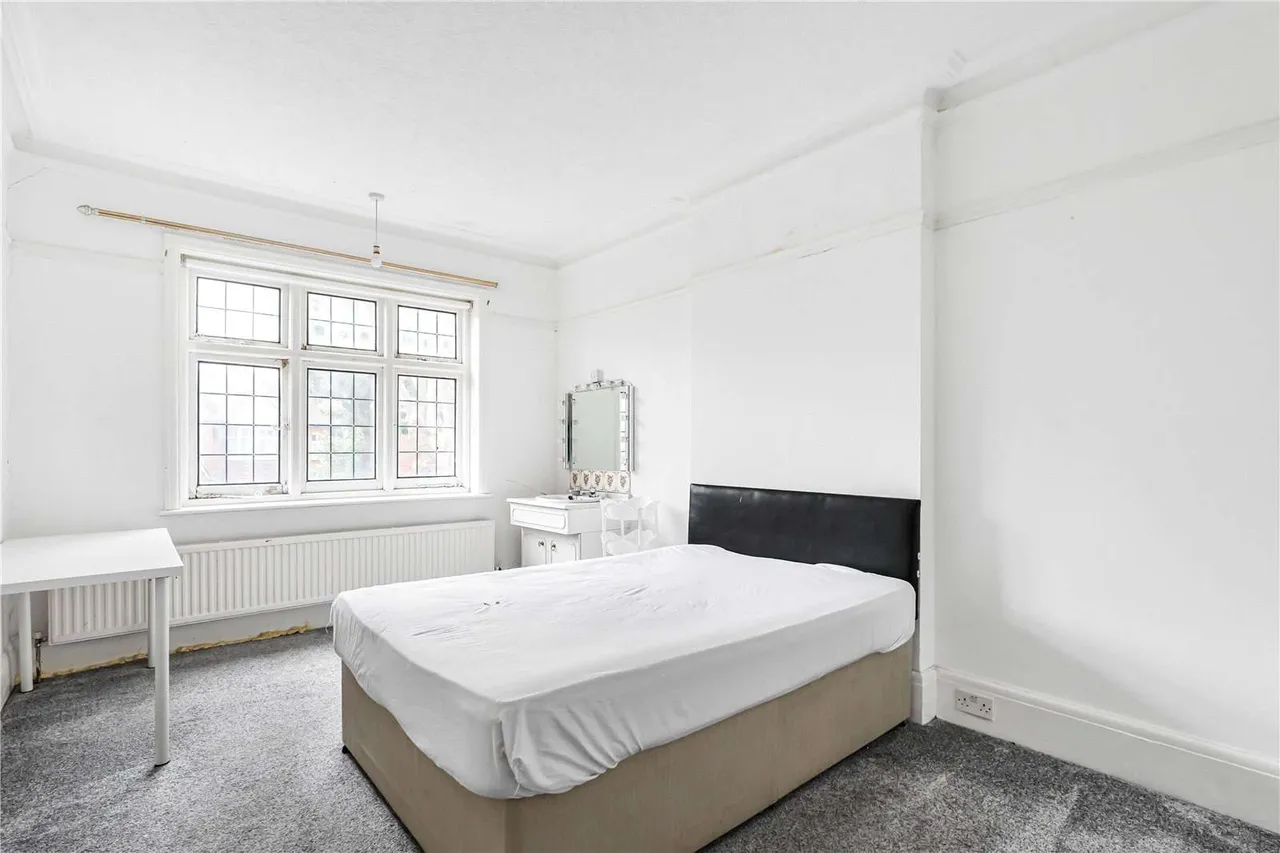 West Lodge Avenue, Ealing Common, London, W3 9SF, photo 10
