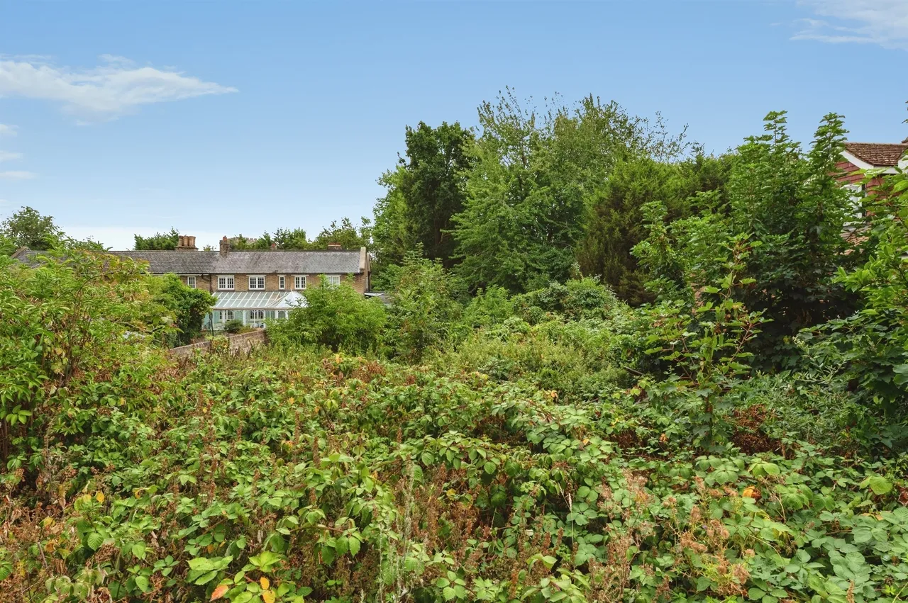 Old Manor Drive, Gravesend, DA12, photo 2