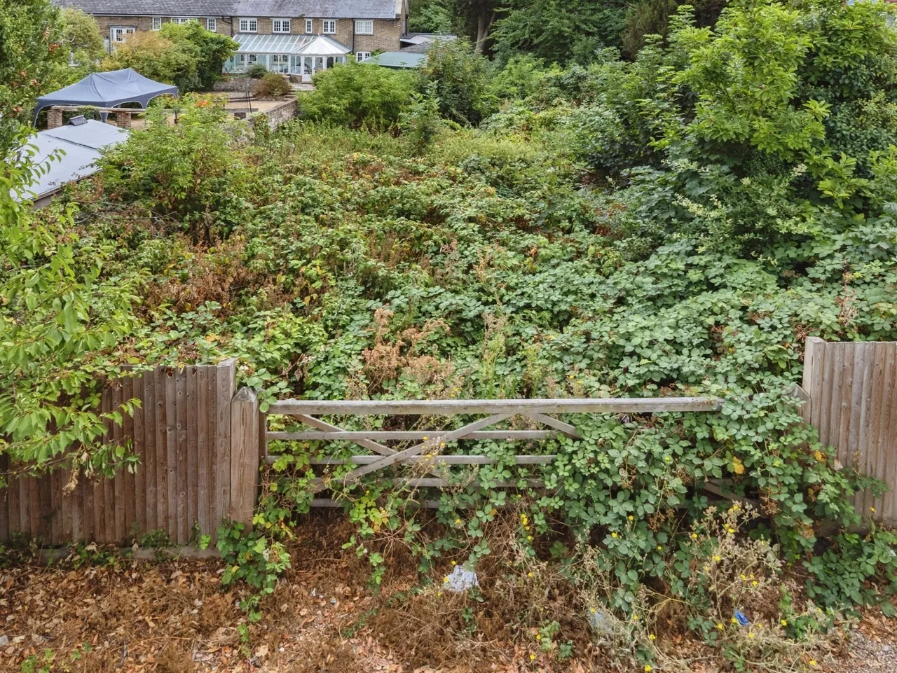 Old Manor Drive, Gravesend, DA12, photo 3