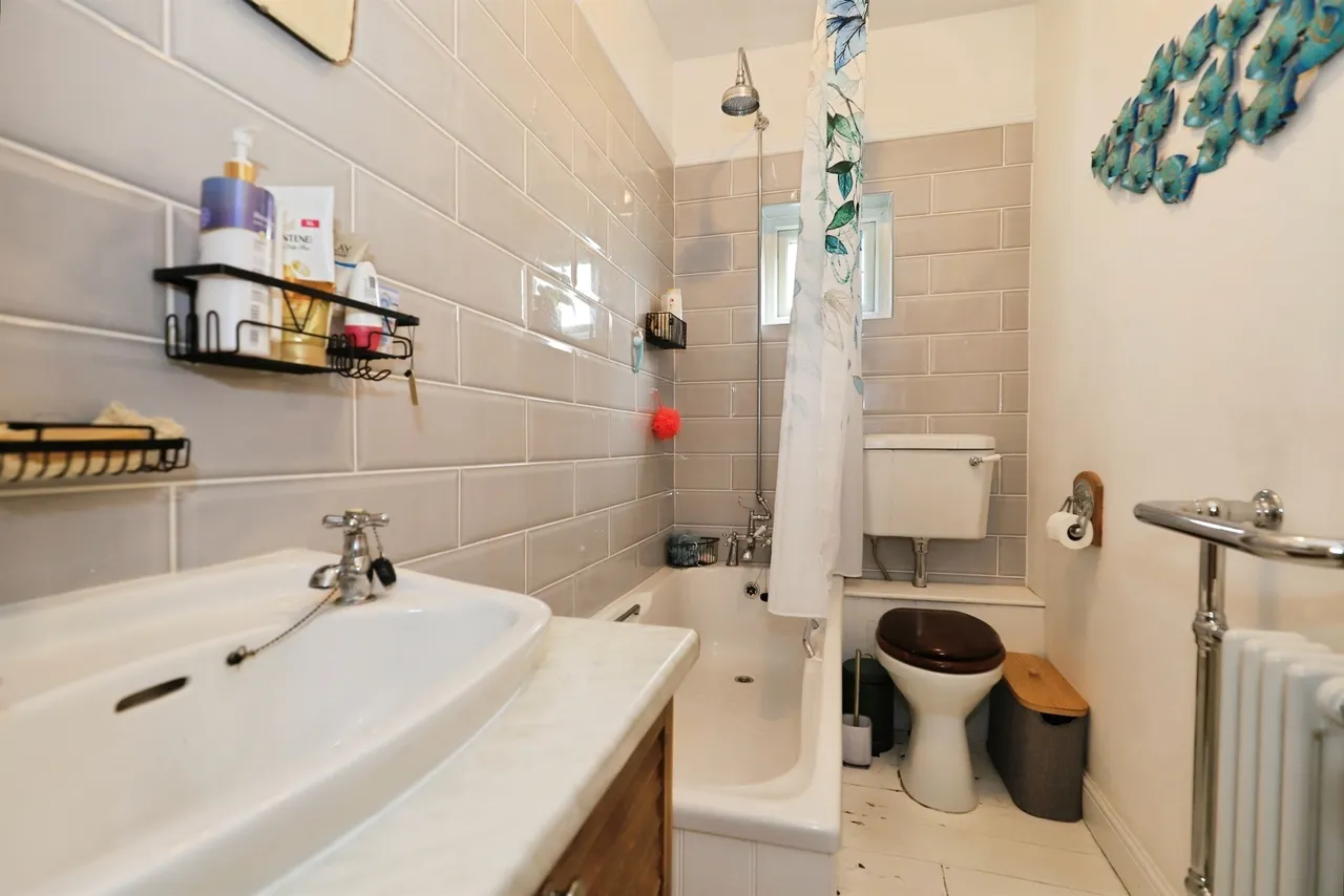 Belmont Road, Penn, WV4, photo 10