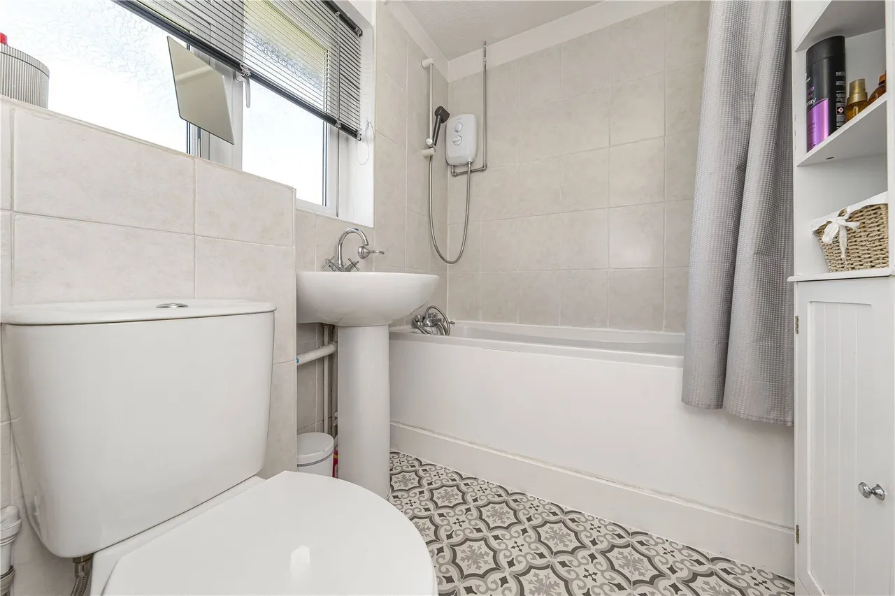Harvesters Close, Isleworth, TW7, photo 9