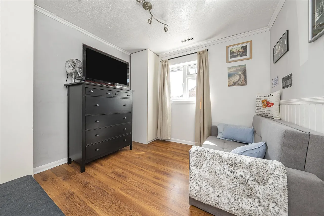 Harvesters Close, Isleworth, TW7, photo 5