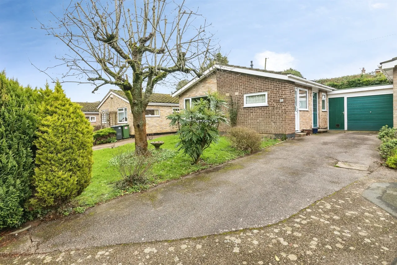 2 bed house for sale — Pennyfields, Bungay