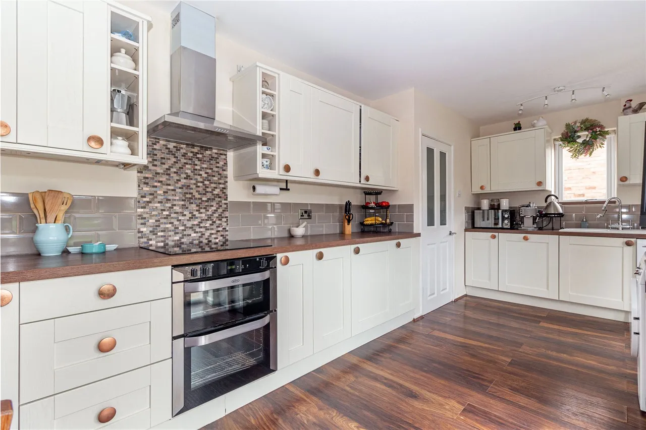 Sheldon Road, Greenlands, Redditch, Worcestershire, B98 7QS, photo 3