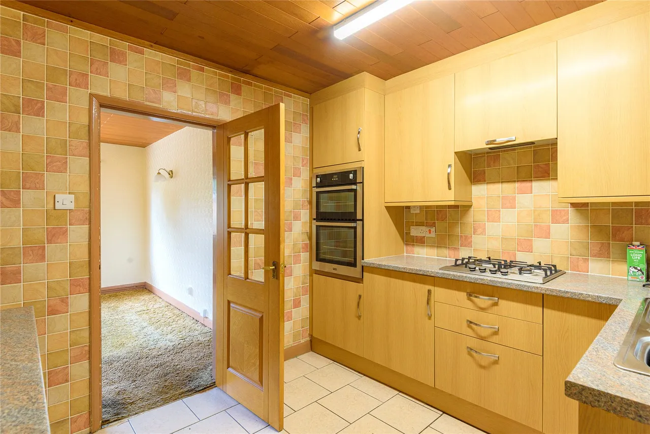 Green Acres, Llanidloes Road, Newtown, Powys, SY16 1HZ, photo 4
