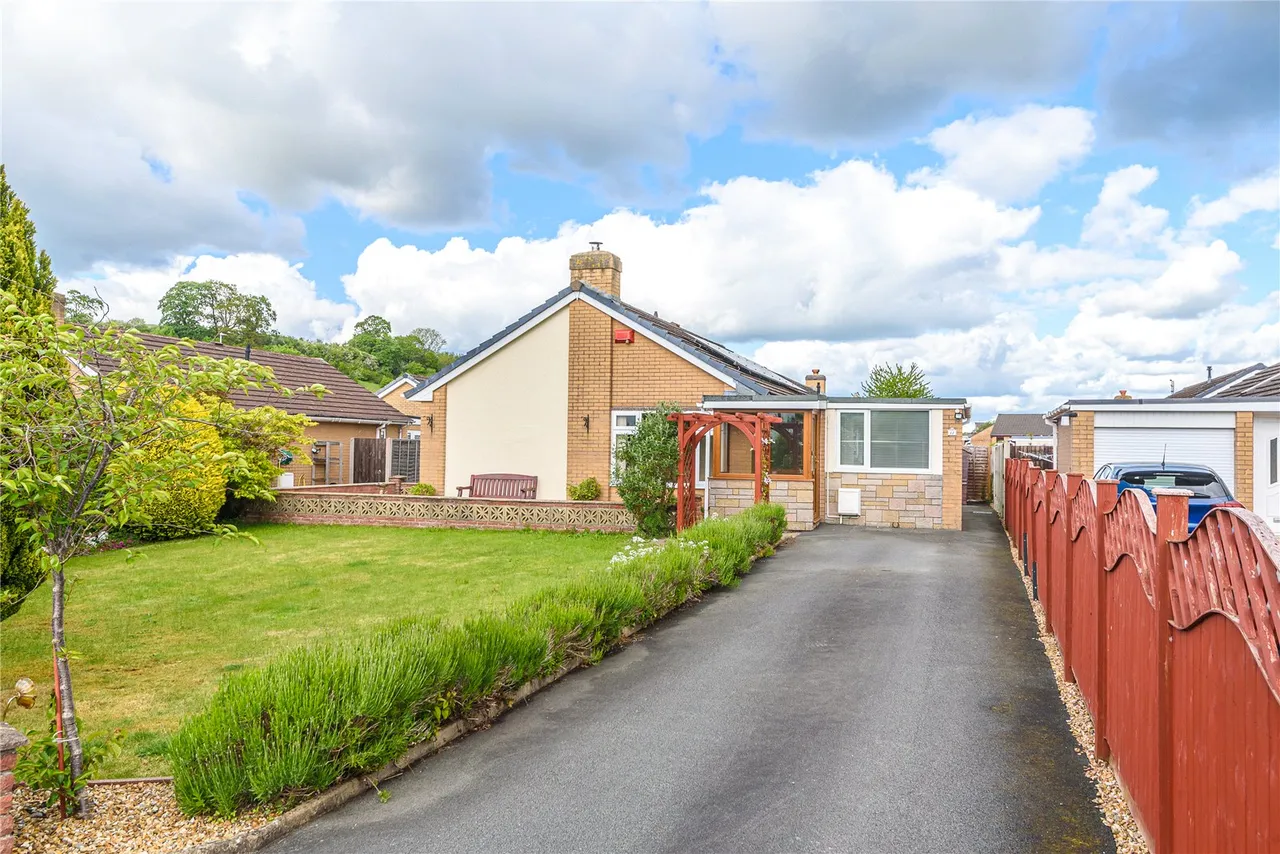 Green Acres, Llanidloes Road, Newtown, Powys, SY16 1HZ, photo 29