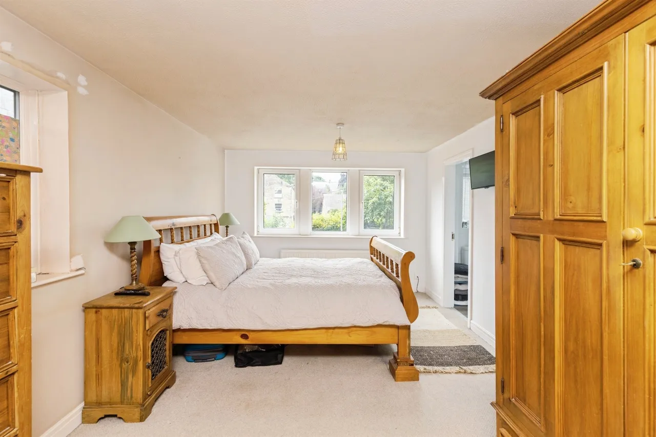 Ling Park Avenue, Wilsden, Bradford, photo 9