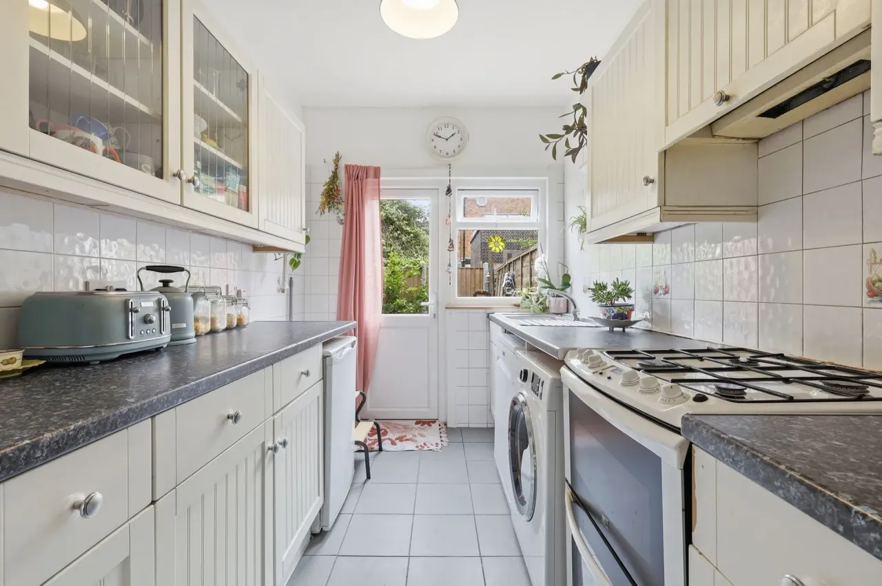Scotts Road, Leyton, E10, photo 3