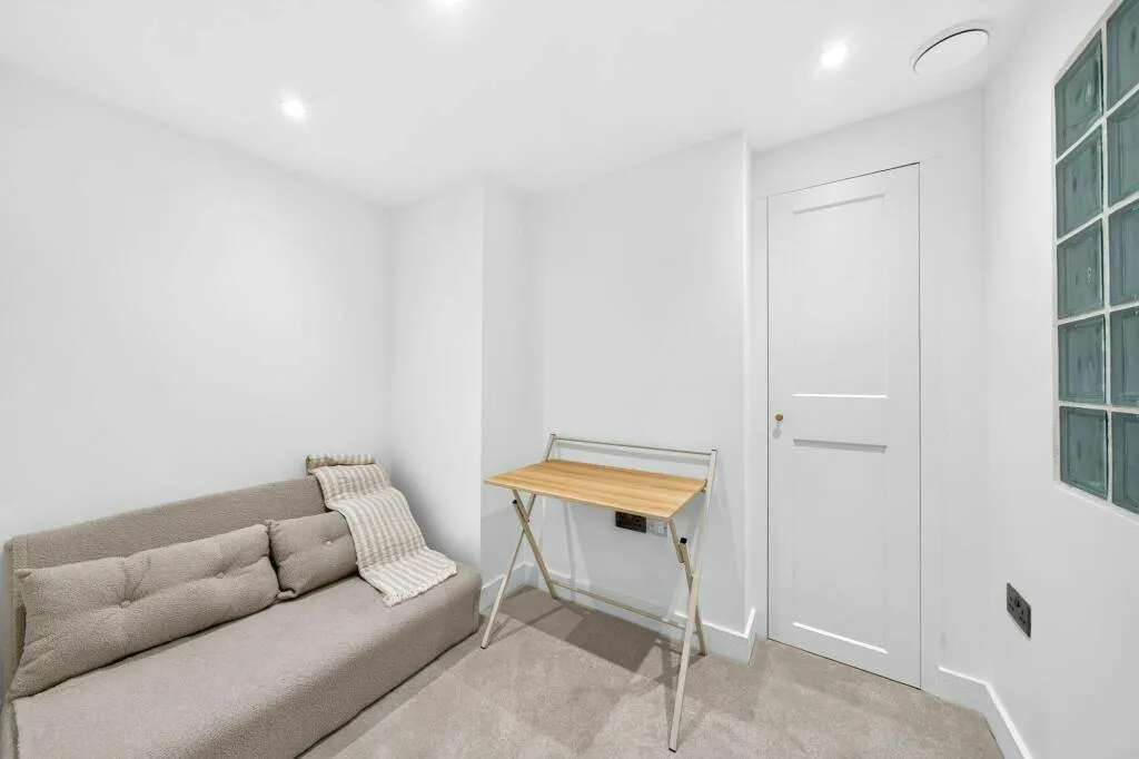 Acton Street, London, WC1X, photo 15