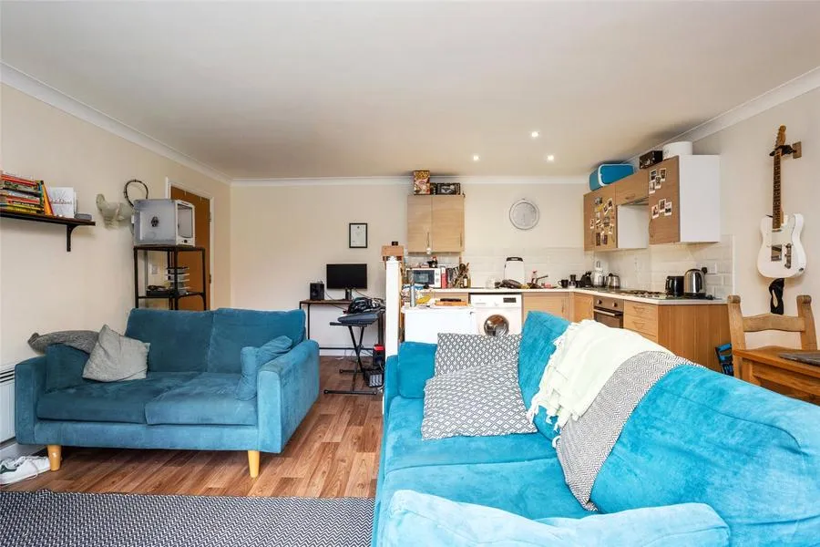 Whalebone Lane North, Romford, RM6, photo 6