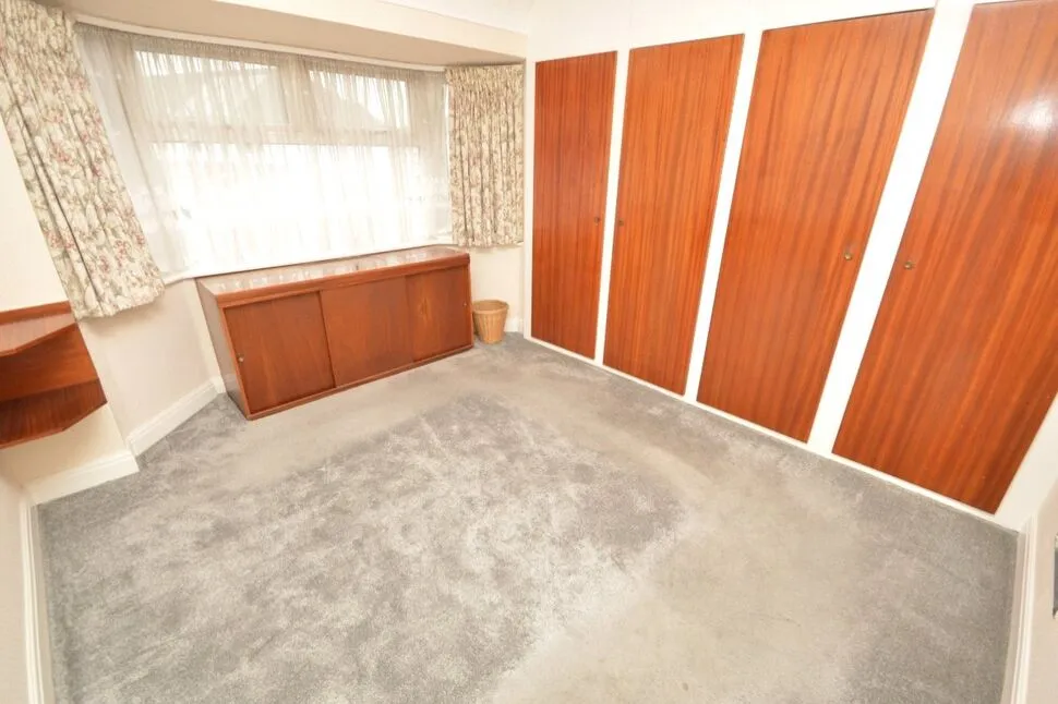Hall Farm Drive, Whitton, Twickenham, TW2, photo 7