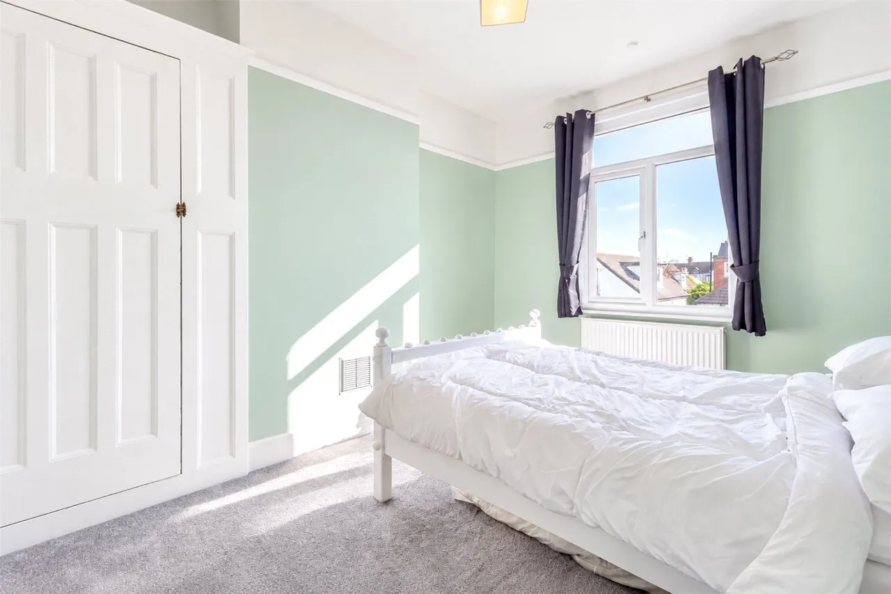 Marguerite Drive, Leigh-on-Sea, Essex, SS9, photo 7