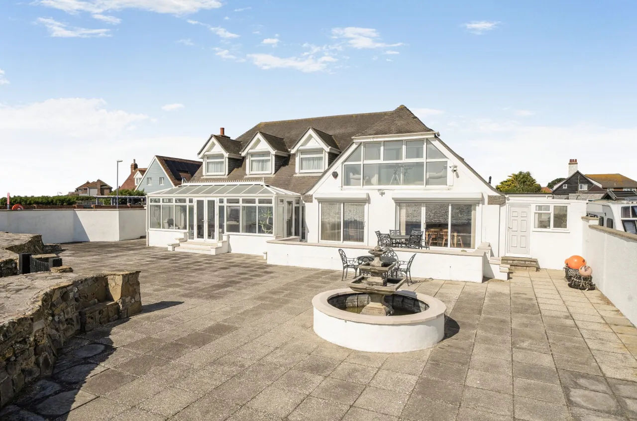 Warner Road, Selsey, PO20, photo 15