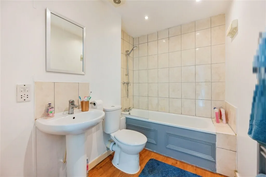 Carrington Street, DERBY, photo 8