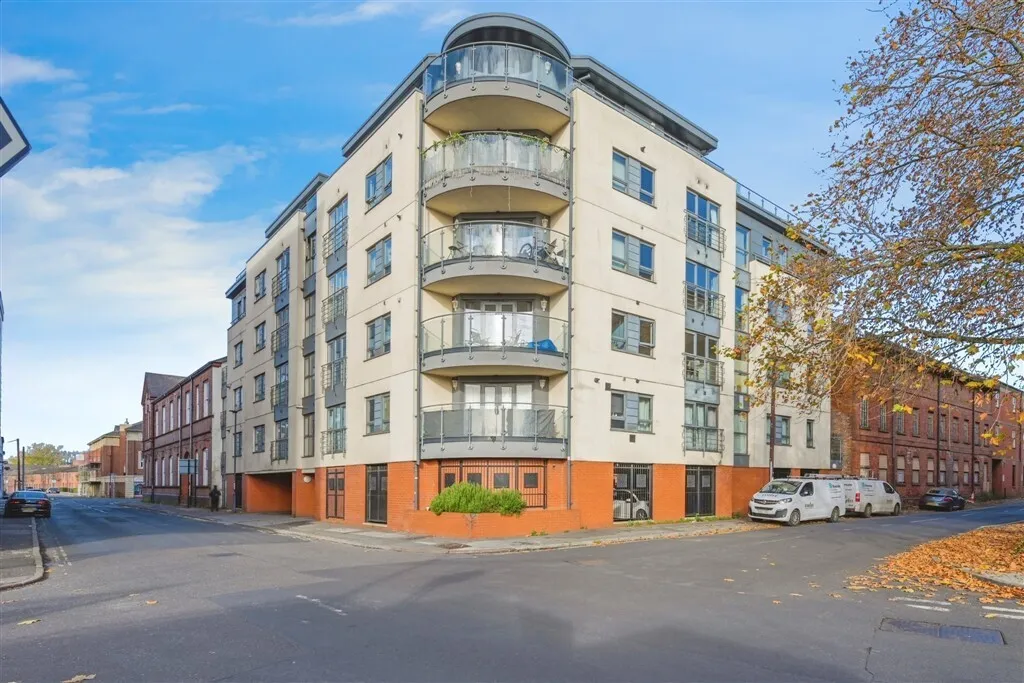 2 bed flat for sale — Carrington Street, DERBY