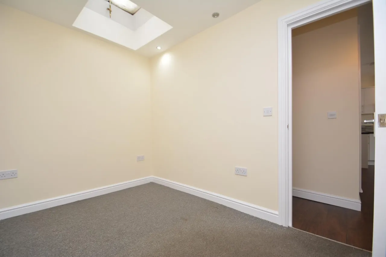 High Street, Ross-on-Wye, HR9, photo 12