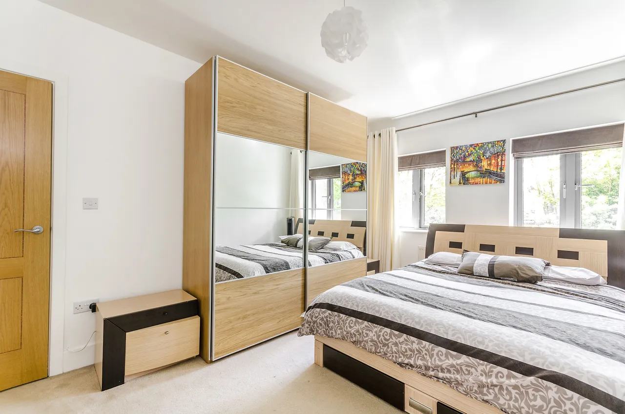 Flat 6, 61 Putney Bridge Road, London, photo 10