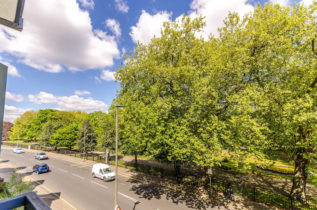 Flat 6, 61 Putney Bridge Road, London, photo 7