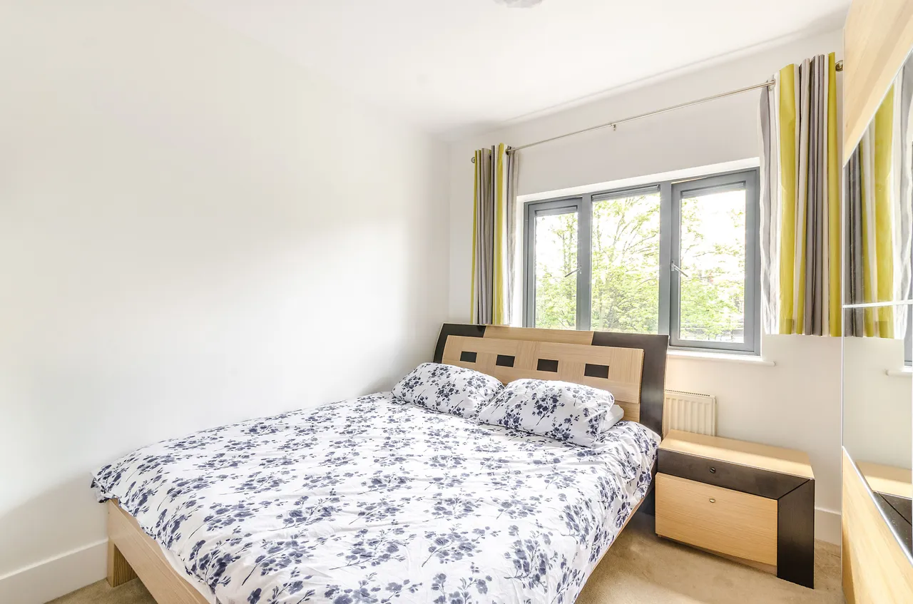 Flat 6, 61 Putney Bridge Road, London, photo 8