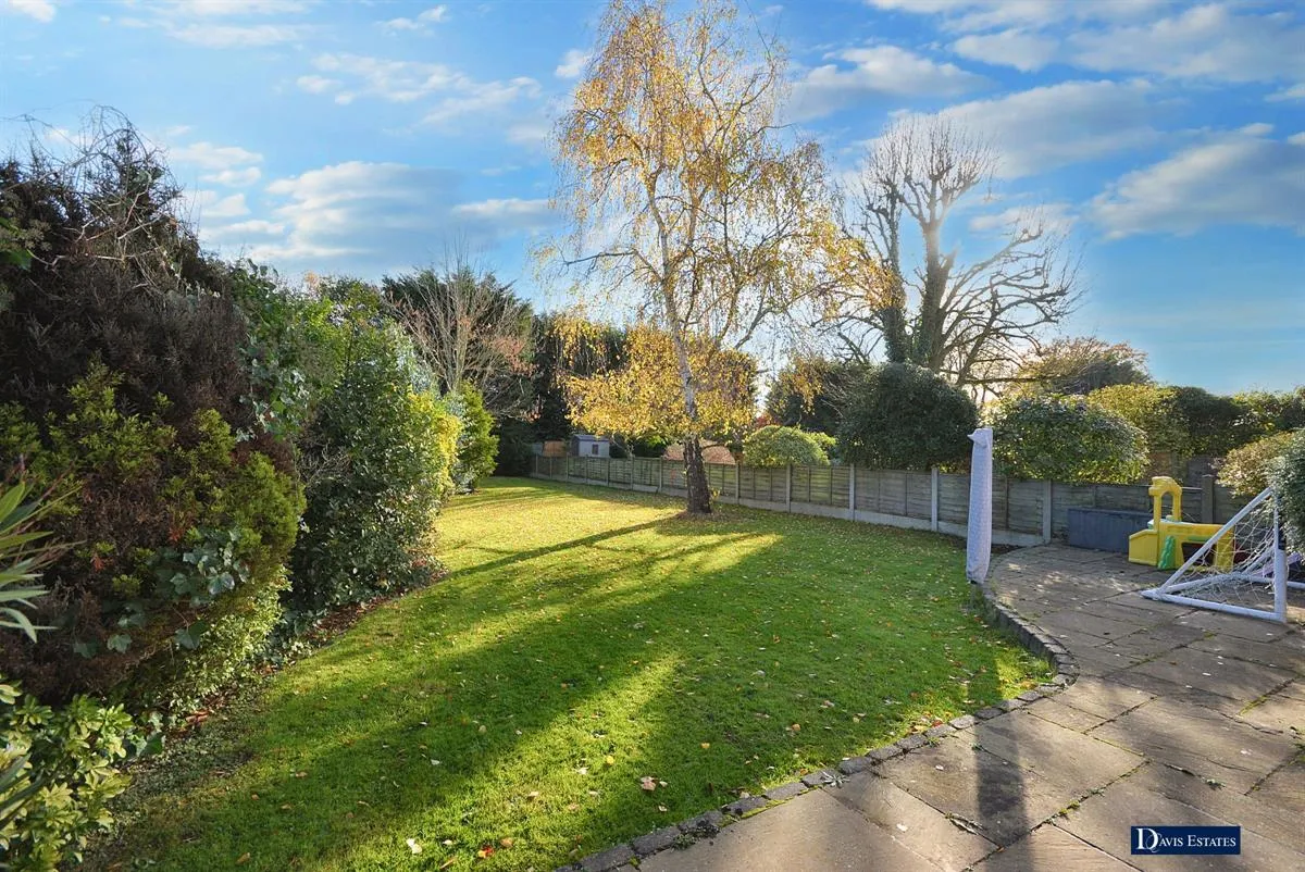 Harrow Drive, Hornchurch, RM11, photo 17