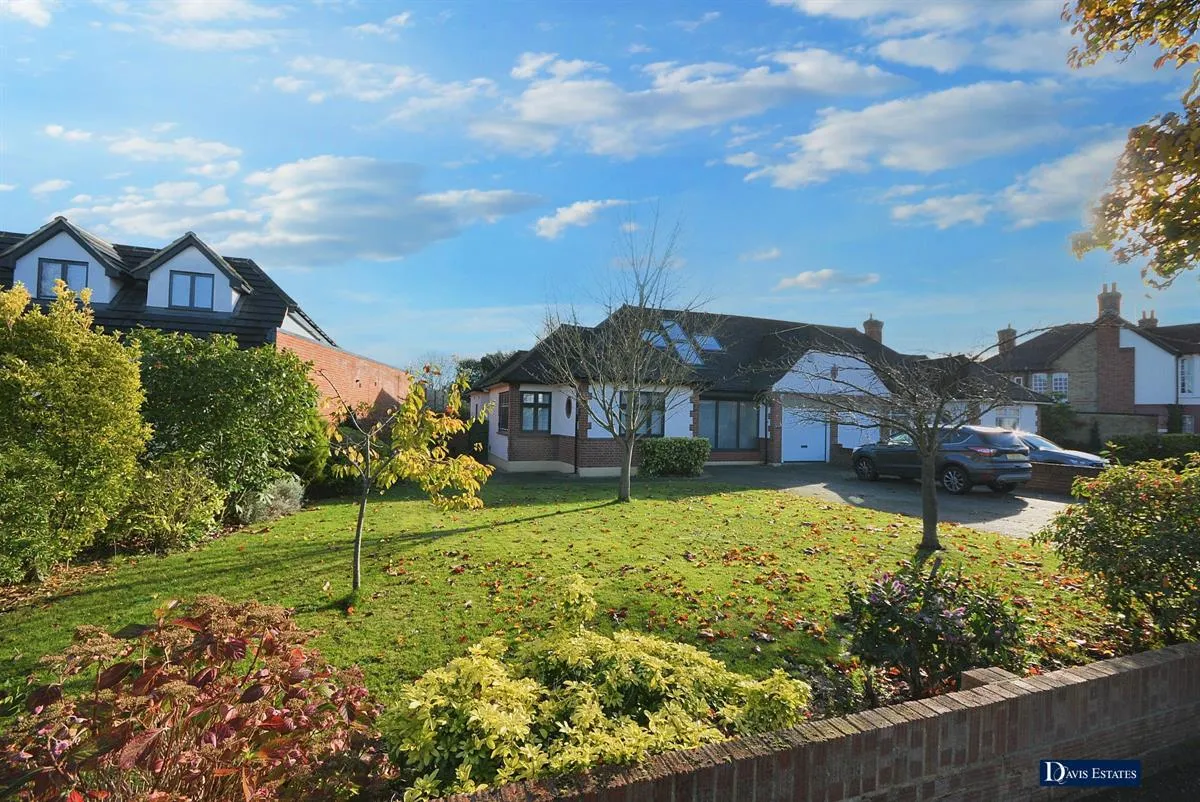 Harrow Drive, Hornchurch, RM11, photo 18