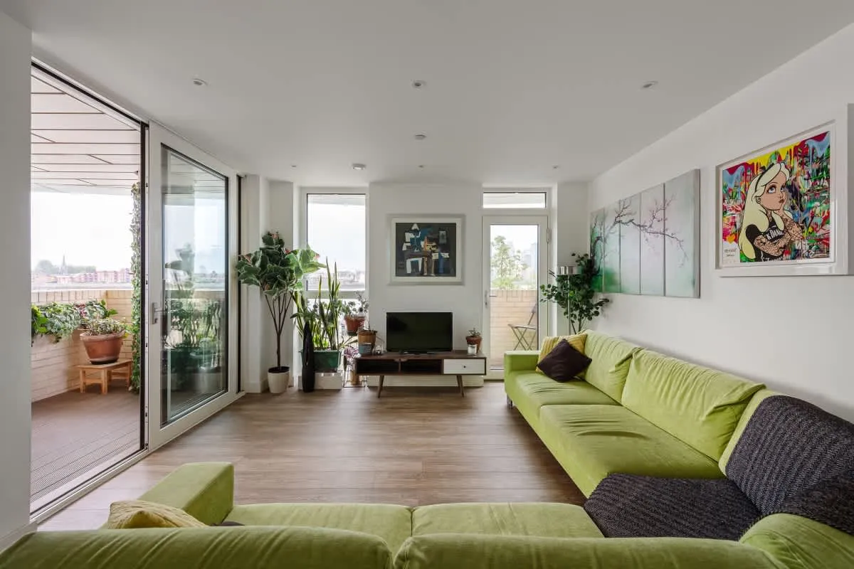 2 bed flat for sale, Telegraph Avenue, Greenwich, SE10