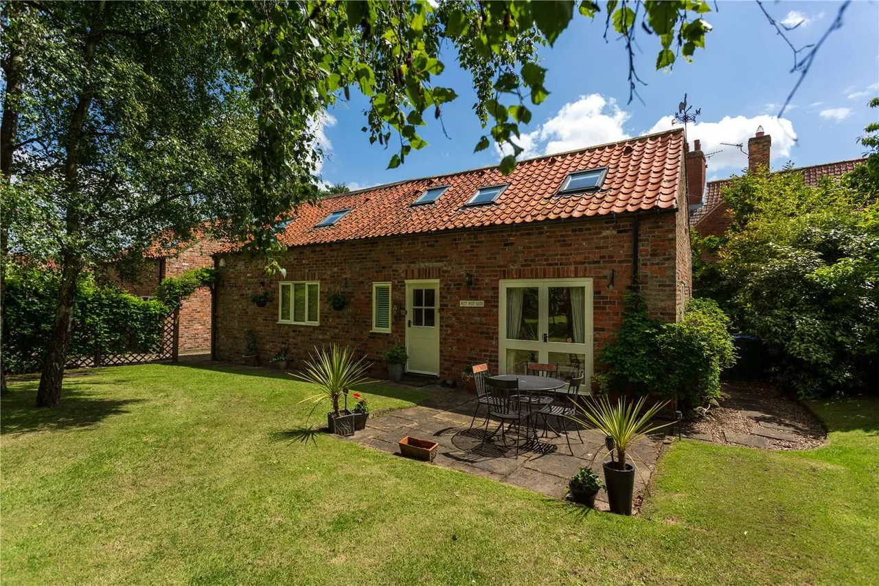 West Wood House, Main Street, Sutton on Derwent, York, YO41 4BT, photo 10