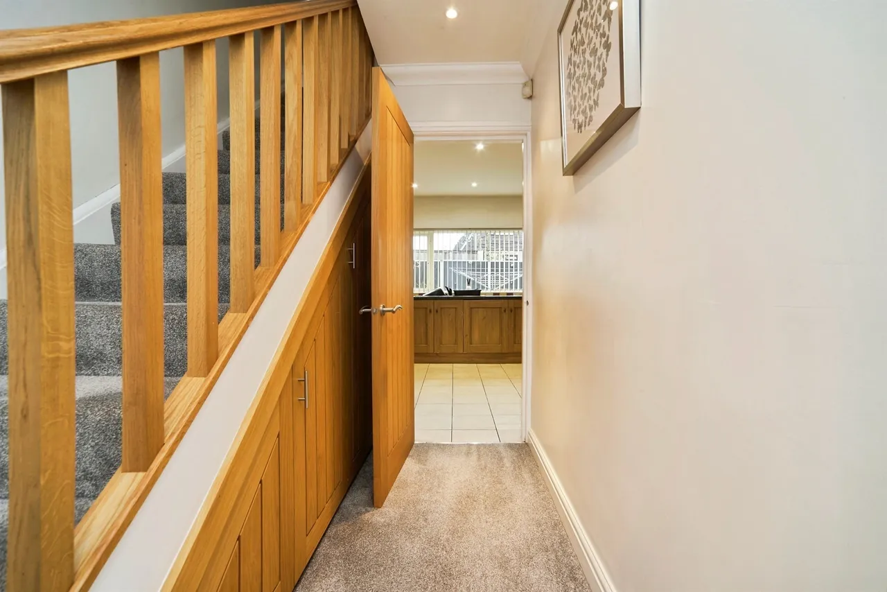 Whack House Close, Yeadon, Leeds, photo 7