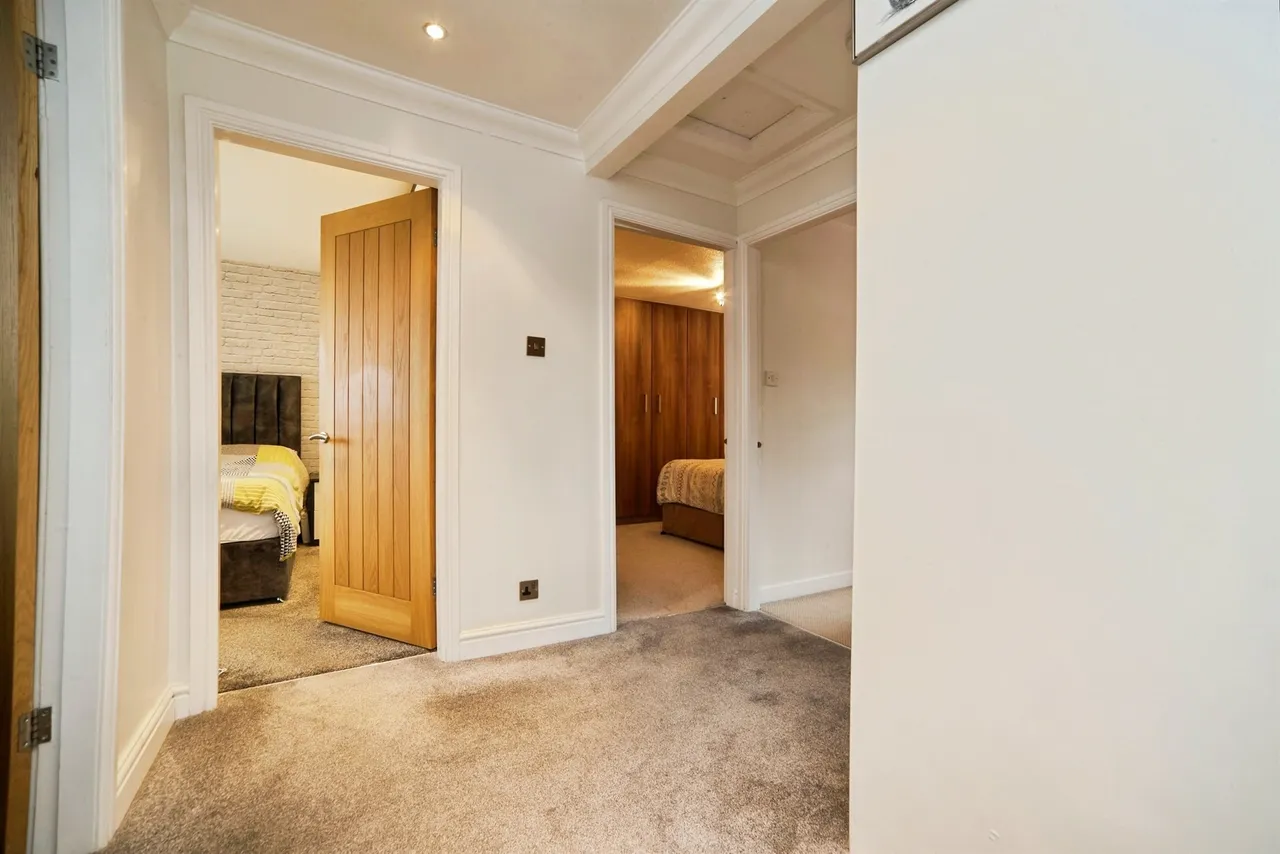Whack House Close, Yeadon, Leeds, photo 9