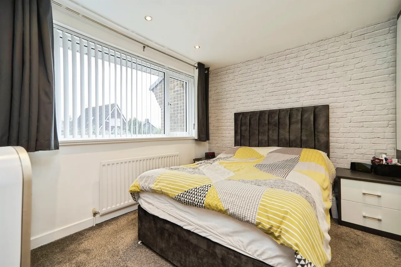 Whack House Close, Yeadon, Leeds, photo 11