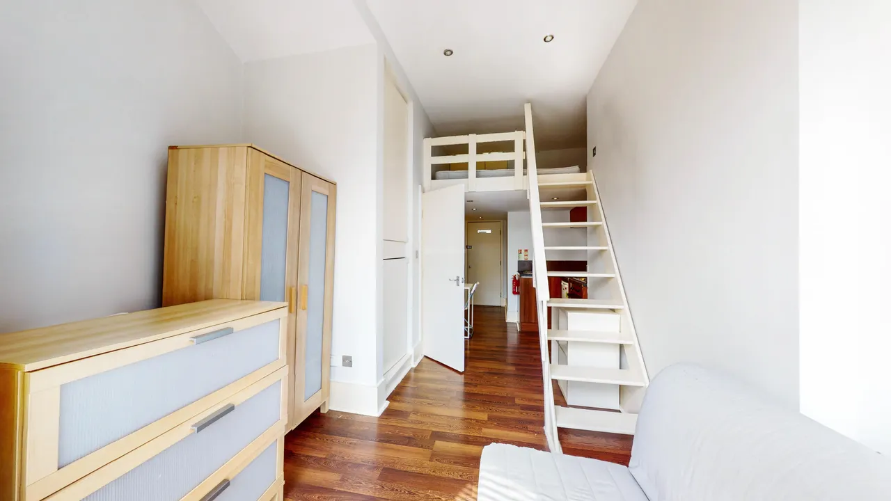 Sutherland Avenue, London, W9, photo 10