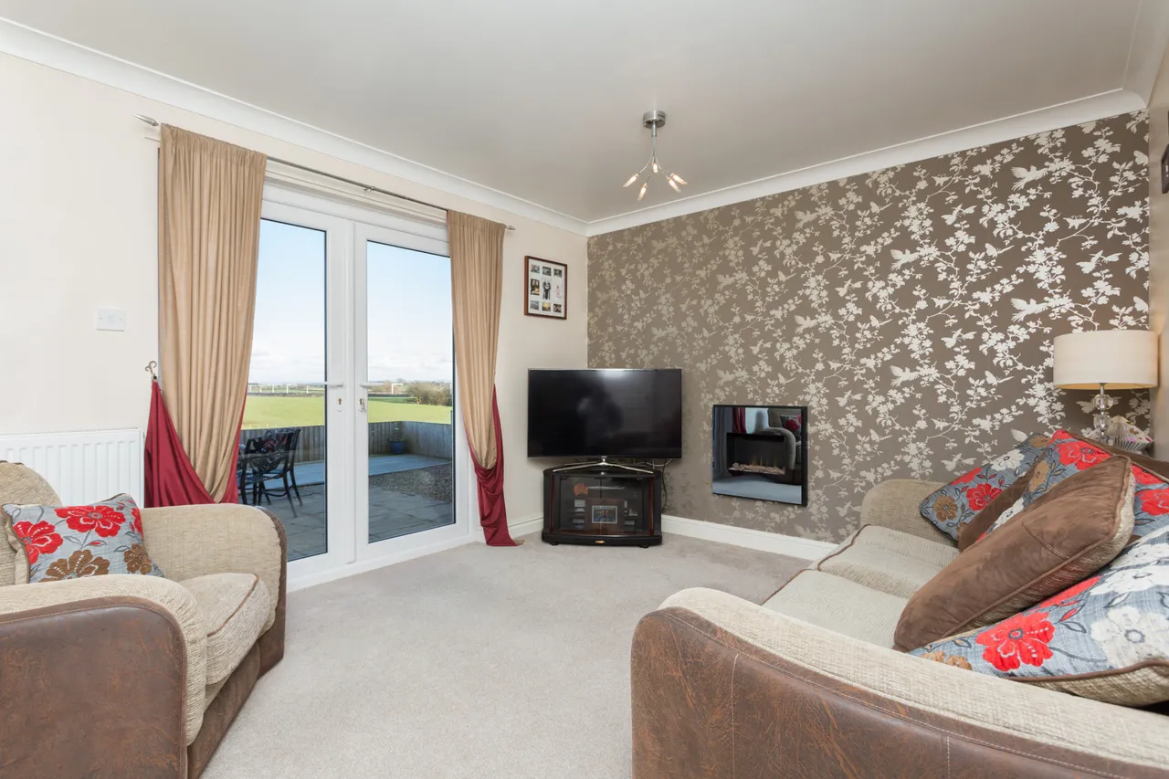 Butterworth Close, Wesham, Lancashire, PR4 3DU, photo 2