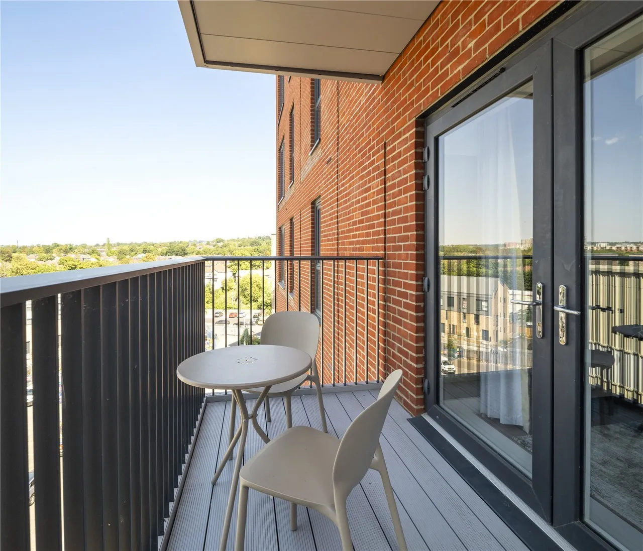 Catkin Road, London, NW9, photo 3