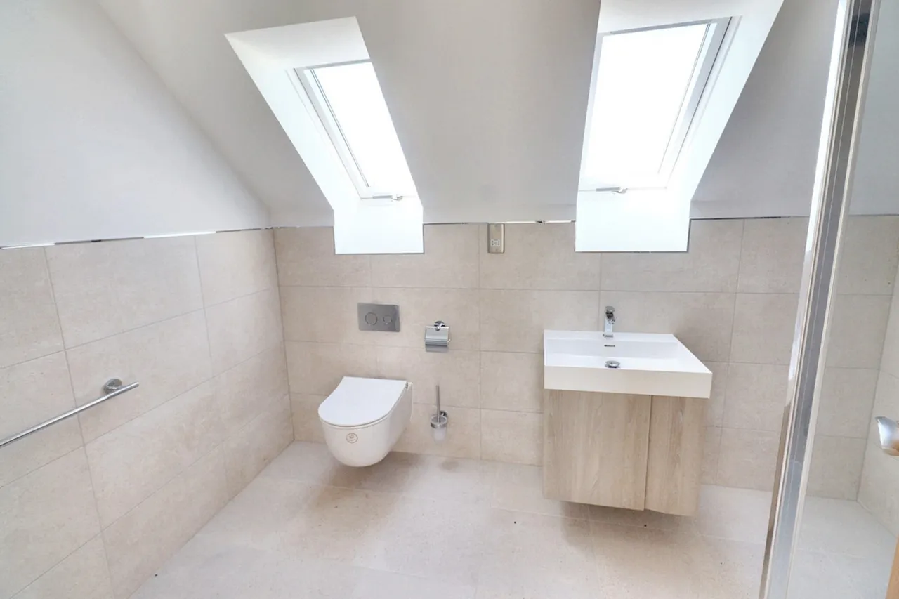 Cleves Gardens, Leicester, LE2, photo 18