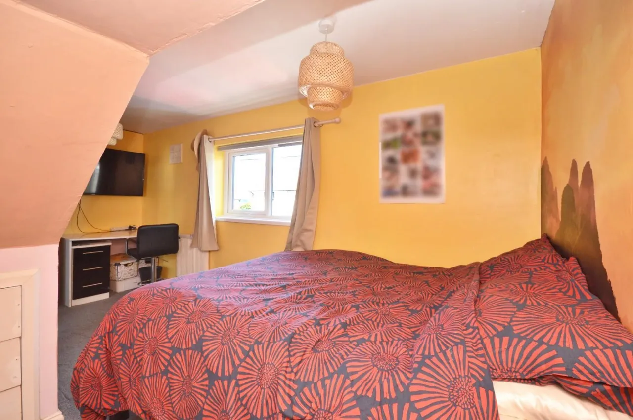 Whiting Road, Bristol, photo 8