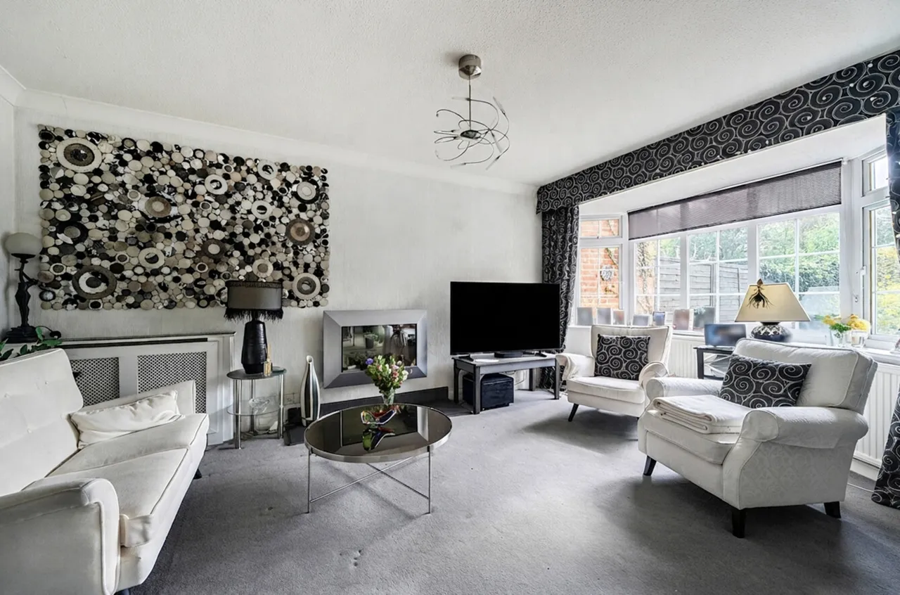 Milton Gardens, Wokingham, Berkshire, RG40 1DA, photo 3