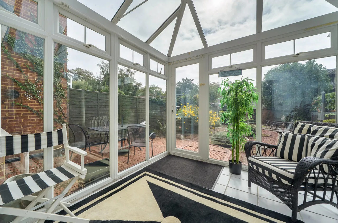 Milton Gardens, Wokingham, Berkshire, RG40 1DA, photo 7