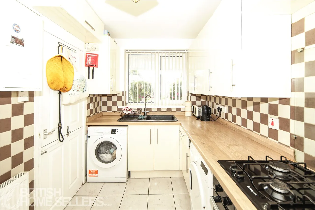 Chester Road, Castle Bromwich, B36, photo 2