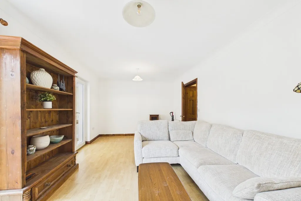 Ruskin Grove, Bolton Le Sands, LA5, photo 10