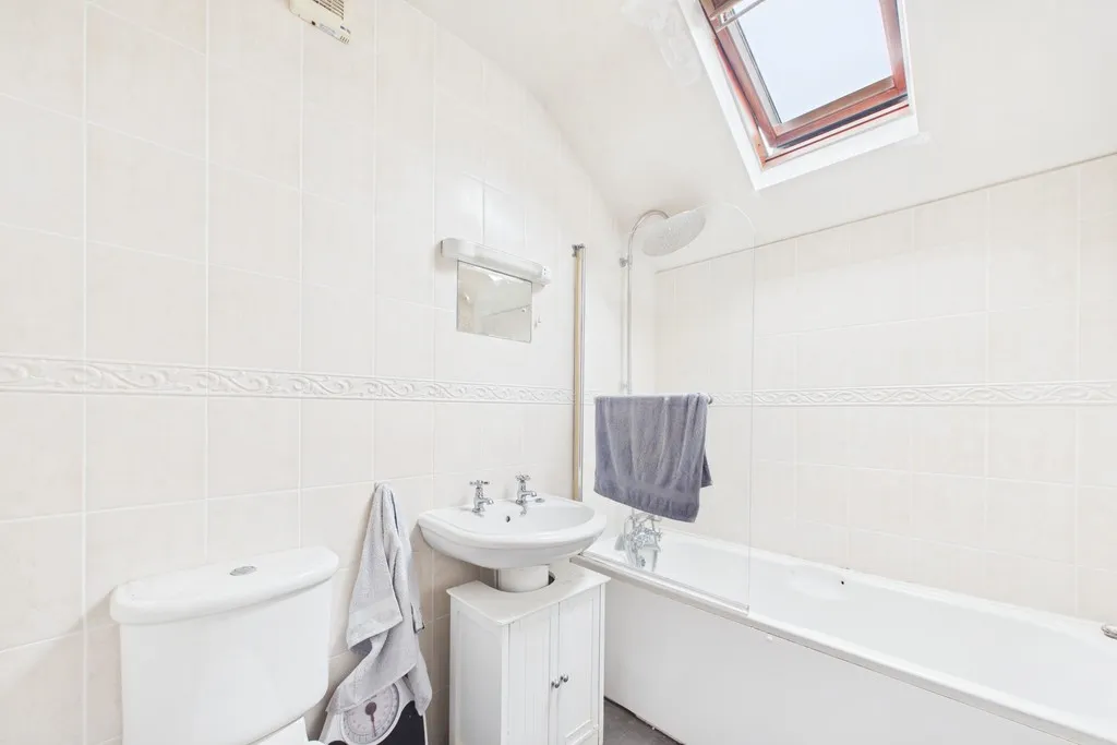Ruskin Grove, Bolton Le Sands, LA5, photo 22