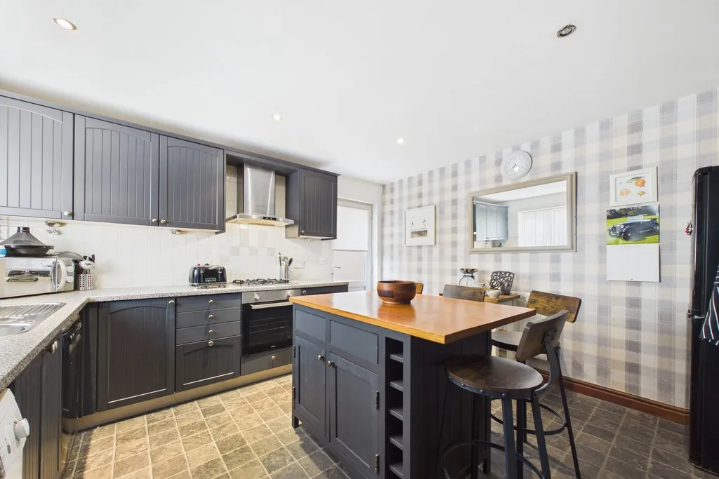 Ruskin Grove, Bolton Le Sands, LA5, photo 7