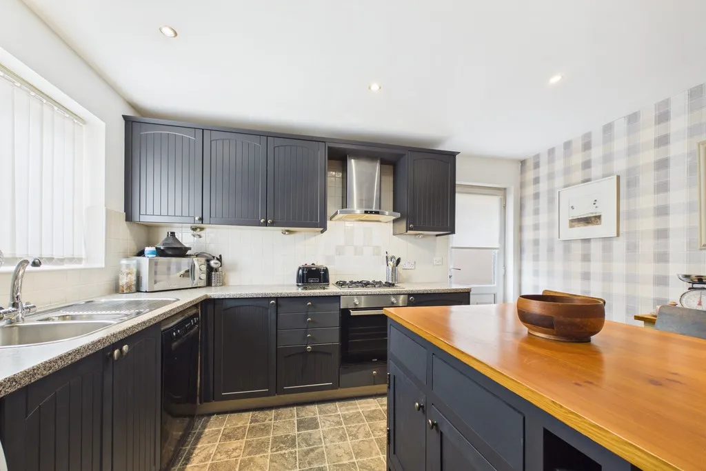 Ruskin Grove, Bolton Le Sands, LA5, photo 5