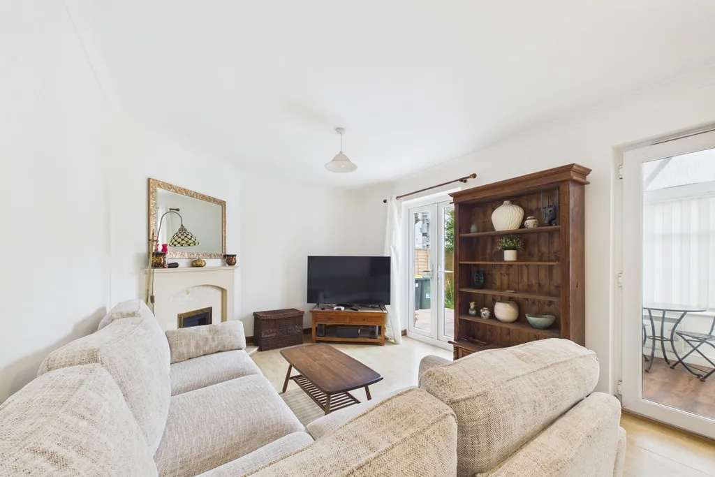 Ruskin Grove, Bolton Le Sands, LA5, photo 8