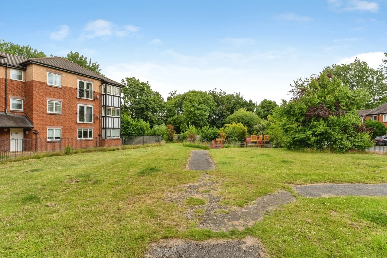 Chesterton Court, Chester, CH2, photo 16