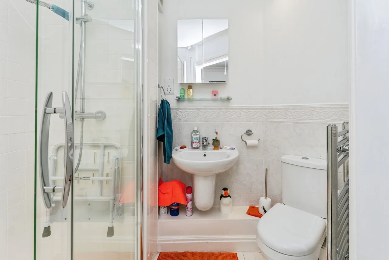 Chesterton Court, Chester, CH2, photo 15
