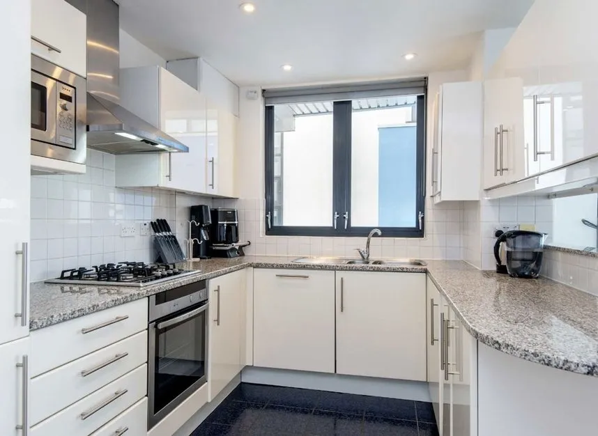 Westferry Road, Canary Wharf, E14, photo 5