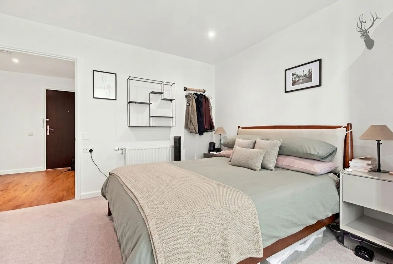 Ratcliffe Cross Street, London, E1, photo 15