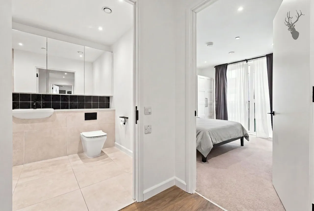 Ratcliffe Cross Street, London, E1, photo 9
